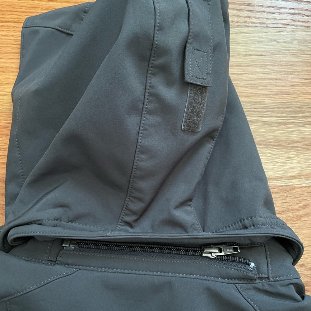 Eddie Bauer Soft Shell Zip Up Size Medium - image 4